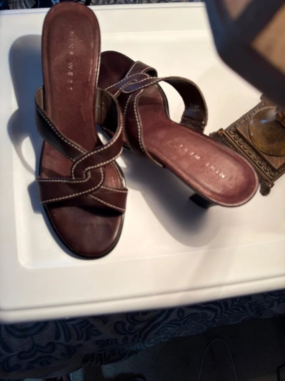 Chocolate Brown w white stitch Sling backs